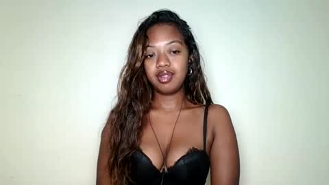 rochellinah online show from 06/07/26, 12:42