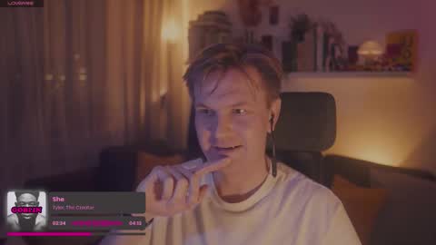 Rocket Bunny online show from 10/17/25, 06:54