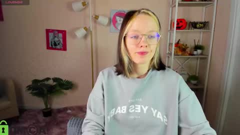 Rockett online show from 11/17/25, 01:00