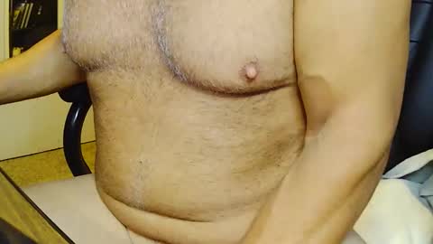 rockjohnny333017 online show from 10/24/25, 05:20