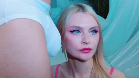 Lina and Den online show from 04/23/26, 12:29