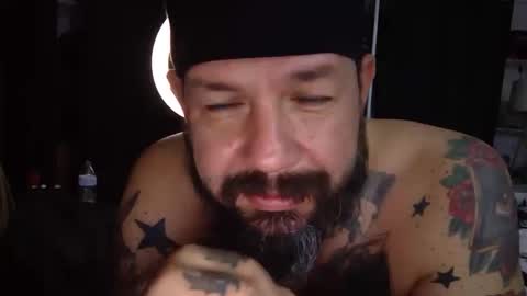 Snapshot of rockstarslasvegas chatting on 10/16/25, 03:40 rockstarslasvegas online show from 10/16/25, 03:40