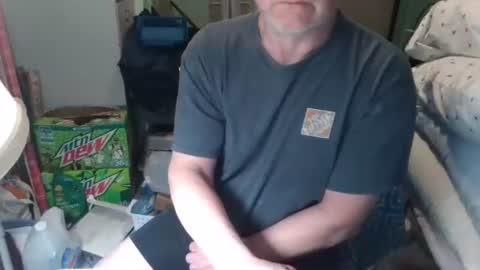 rocky082288 online show from 12/23/25, 08:23