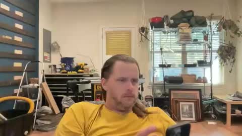 Rocky online show from 10/19/25, 02:29