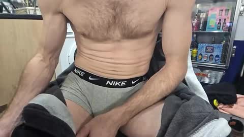 roddeep69 online show from 02/13/25, 05:58