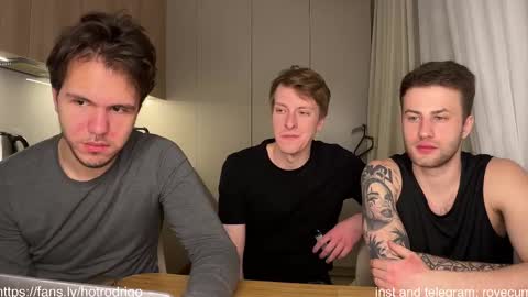 Rodrigo online show from 02/21/25, 11:21