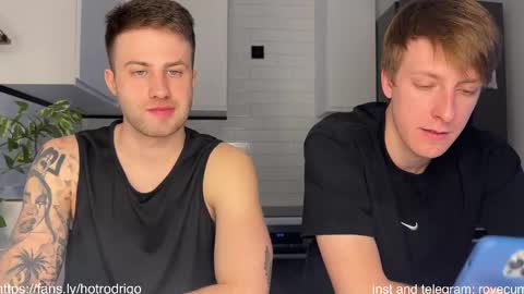 Rodrigo online show from 03/06/25, 01:46