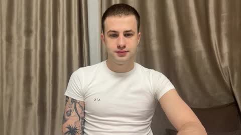 Rodrigo online show from 09/30/25, 04:12