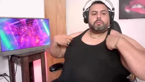 Snapshot of rodrixxx54 chatting on 01/14/25, 03:22 rodrixxx54 online show from 01/14/25, 03:22