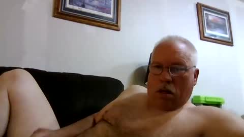 rodstud641 online show from 10/07/25, 11:18