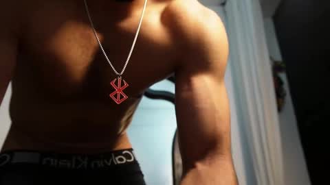 Snapshot of roger_belmont chatting on 09/20/25, 05:08 Roger Belmont online show from 09/20/25, 05:08