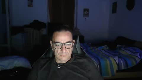 rogerrabbit2023 online show from 09/16/25, 09:05