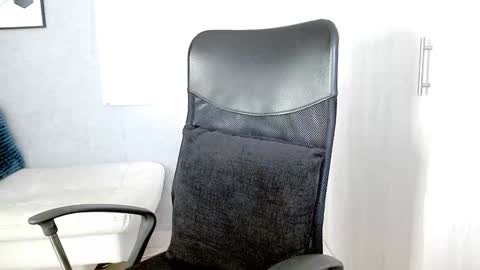 Snapshot of rogers_p chatting on 02/03/25, 05:35 Rogers online show from 02/03/25, 05:35