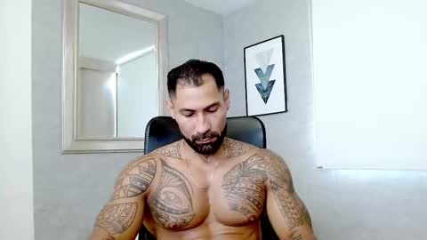 Snapshot of rogers_p chatting on 09/27/25, 03:39 Rogers online show from 09/27/25, 03:39