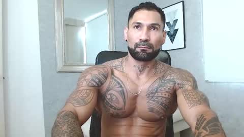 Snapshot of rogers_p chatting on 12/01/25, 03:06 Rogers online show from 12/01/25, 03:06