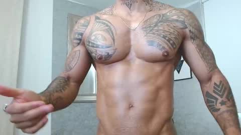 Snapshot of rogers_p chatting on 12/04/25, 02:48 Rogers online show from 12/04/25, 02:48