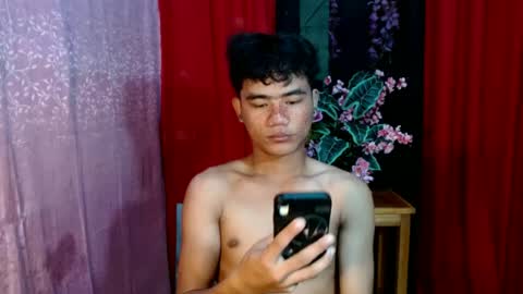 Snapshot of roianboyyy chatting on 06/22/26, 12:24 roianboyyy online show from 06/22/26, 12:24