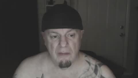 roinaz online show from 01/28/25, 10:23