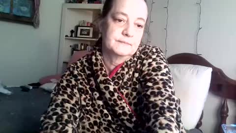 Snapshot of roisierios chatting on 02/14/26, 11:01 Rosie Rios online show from 02/14/26, 11:01