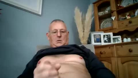 rokard121 online show from 01/23/25, 10:54