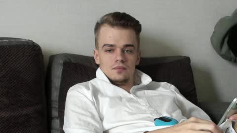 taylor fox online show from 03/12/25, 11:42