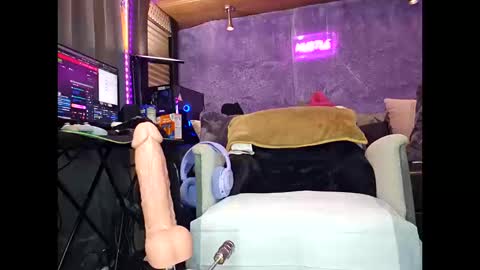 Rok-N-Blaze online show from 10/12/25, 03:38