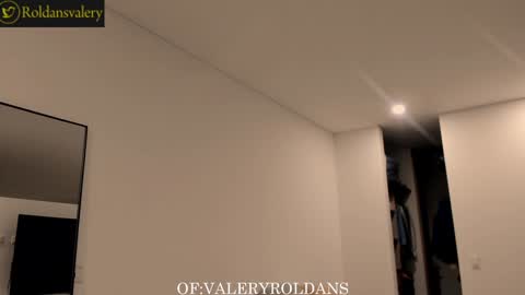 Snapshot of roldansvalery chatting on 01/12/25, 02:35 Valery Roldans online show from 01/12/25, 02:35