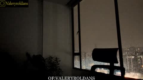 Snapshot of roldansvalery chatting on 03/12/25, 02:41 Valery Roldans online show from 03/12/25, 02:41