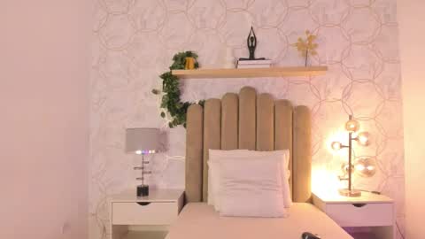   online show from 12/10/24, 01:00