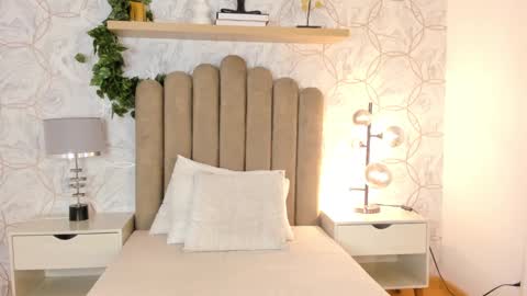   online show from 12/31/24, 11:42