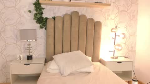   online show from 12/31/24, 02:47