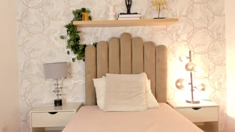   online show from 01/06/25, 11:29