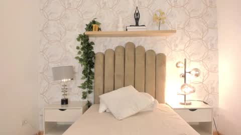   online show from 02/24/25, 11:21