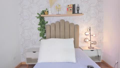   online show from 10/08/25, 11:52