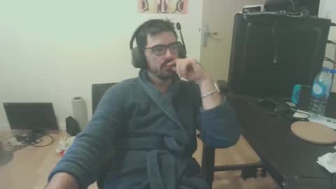 romainb72 online show from 01/03/25, 04:16