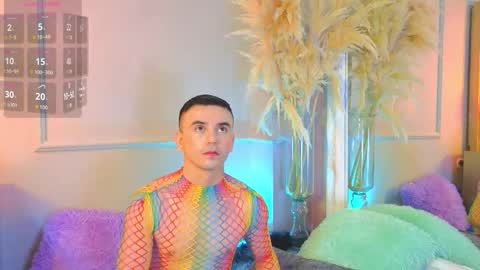   online show from 11/12/25, 11:21