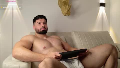 Snapshot of roman_lux chatting on 09/17/25, 05:53 Roman Lux online show from 09/17/25, 05:53