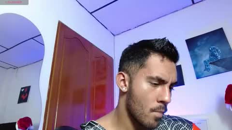 Snapshot of romanpearce_ chatting on 01/05/26, 08:12 Roman online show from 01/05/26, 08:12