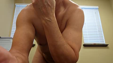 romanteeks online show from 02/14/25, 07:54