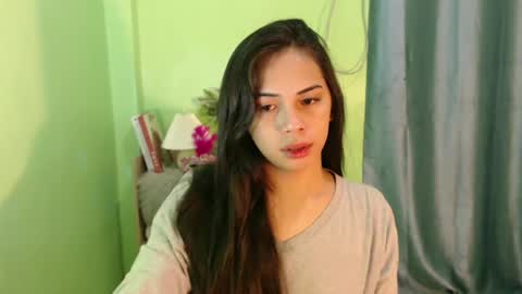 Snapshot of romantic_kath chatting on 02/12/25, 06:19 KATH online show from 02/12/25, 06:19