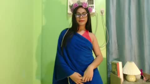 Snapshot of romantic_kath chatting on 02/18/25, 05:10 KATH online show from 02/18/25, 05:10