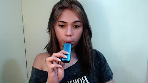 Snapshot of romantic_kath chatting on 09/23/25, 07:50 KATH online show from 09/23/25, 07:50