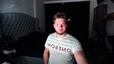 romantic_twunk online show from 10/01/25, 03:45