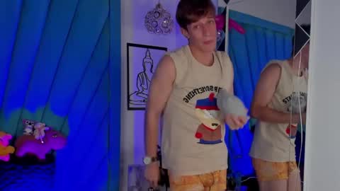 Snapshot of romeo_ricci1 chatting on 12/24/24, 03:05 Romeo Ricci online show from 12/24/24, 03:05