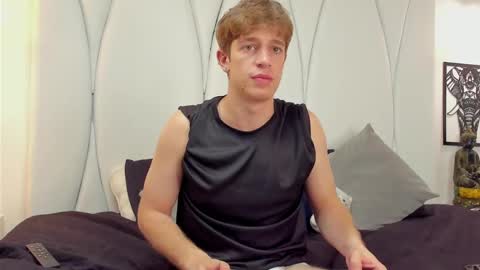 Snapshot of romeo_ricci1 chatting on 12/27/24, 03:48 Romeo Ricci online show from 12/27/24, 03:48