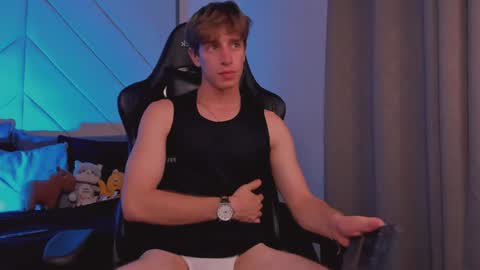 Snapshot of romeo_ricci1 chatting on 01/16/25, 06:14 Romeo Ricci online show from 01/16/25, 06:14