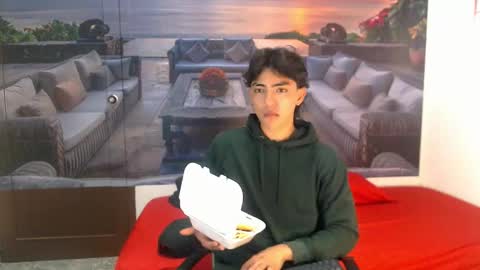 Snapshot of romeomillerr chatting on 01/05/26, 07:17 Romeo online show from 01/05/26, 07:17