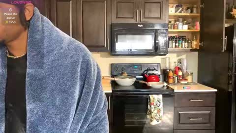 Snapshot of romeotyn chatting on 02/19/26, 05:53 romeotyn online show from 02/19/26, 05:53