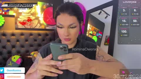 Snapshot of rominaowenxx chatting on 12/30/24, 08:10 ROMINA OWEN online show from 12/30/24, 08:10