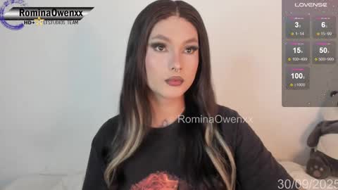 Snapshot of rominaowenxx chatting on 09/30/25, 09:58 ROMINA OWEN online show from 09/30/25, 09:58